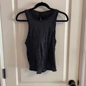 Lululemon muscle tee tank with built in bra